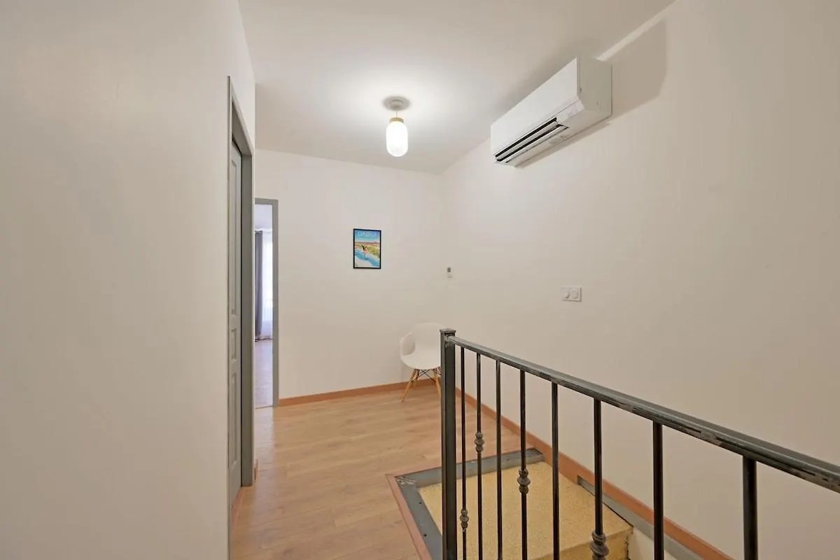 Holiday home Maison Carry - Clim - Wi-Fi - Terrasse Avignon
